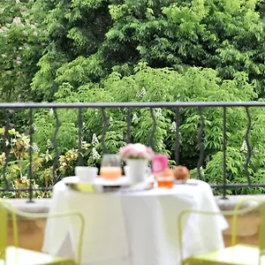 2* מלון La Maison D'aix